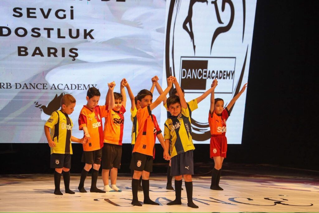 RB Dance Academy’den Atatürk Kültür Merkezi’nde Büyüleyici Performans - 509901326 1038958531711421 7410171856914463471 n