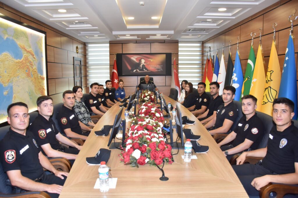 Uşak İl Emniyet Müdürü Mehmet Ali Kolcu, Yeni Göreve Başlayan Personeli Kabul Etti - 534328004 1179836147506157 5924884572627414449 n