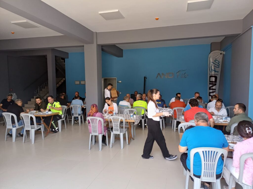 Uşak’a İz Bırakan Bir İsim: Orhan Erdoğmuş, Vefatının 20. Yılında Dualarla Anıldı - 75f637cb cd67 4530 9403 ca688ec1206e