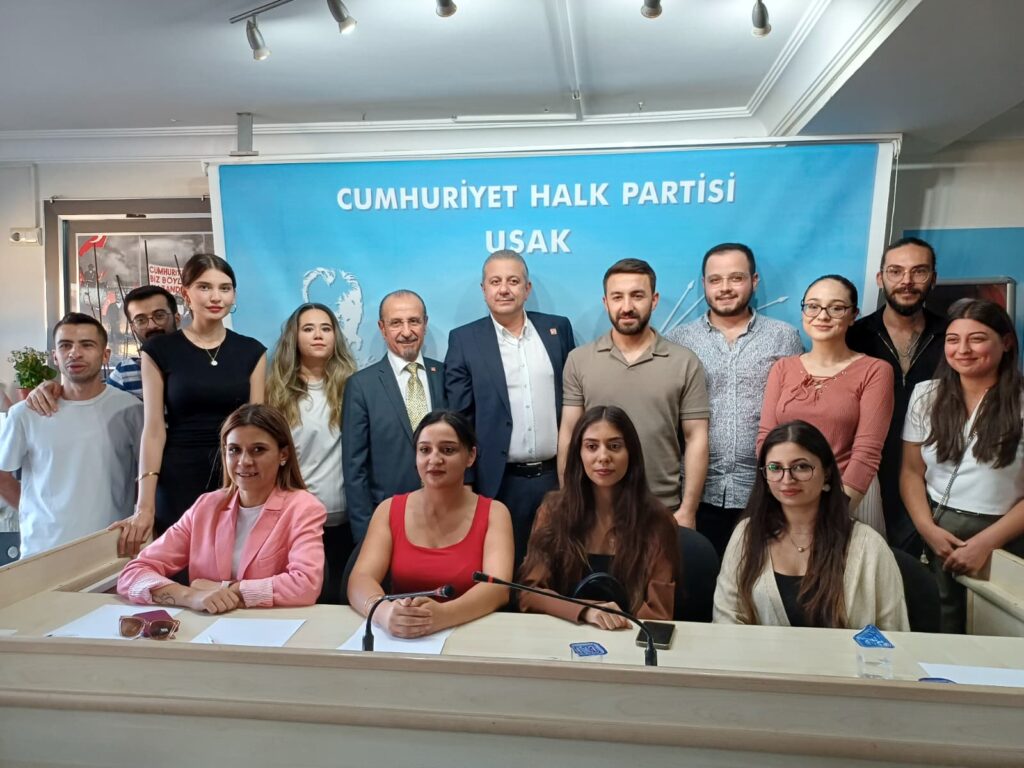 CHP Uşak’ta Heyecan Yaratan Adaylık: Ümit Akbel” - 2a34c3bd 3015 486f b0de a916467a6bf8