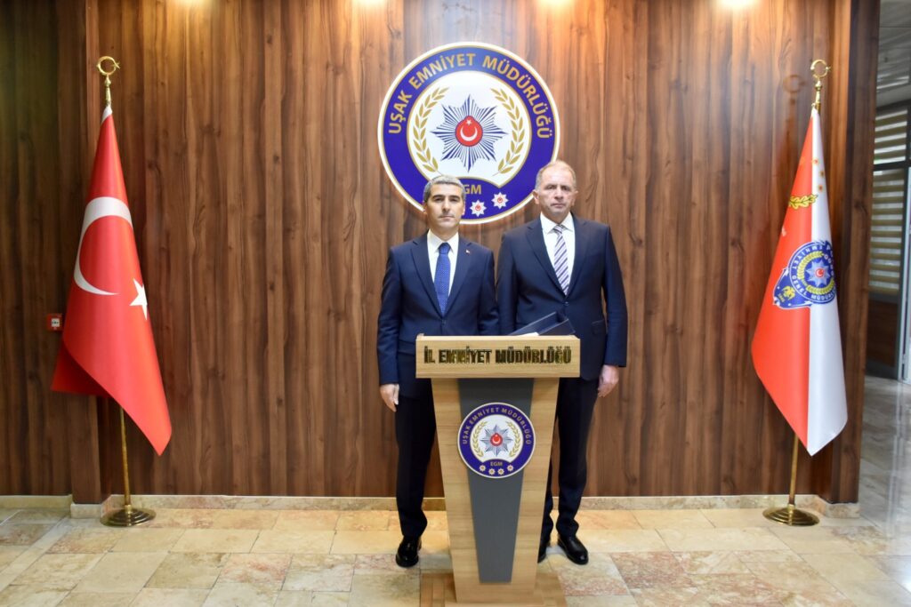 Uşak Valisi Dr. Naci Aktaş’tan İl Emniyet Müdürü Taner Çiftçi’ye Ziyaret - 555981434 1211300627693042 1694658711831777183 n