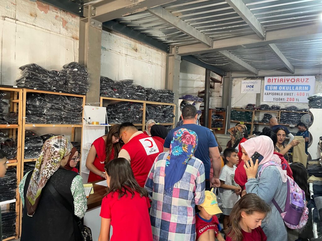 Türk Kızılay Uşak İl Merkezi’nden Eğitimde Fırsat Eşitliği İçin Destek - b9b5732d 4eb9 42db a69f 45232f01275b