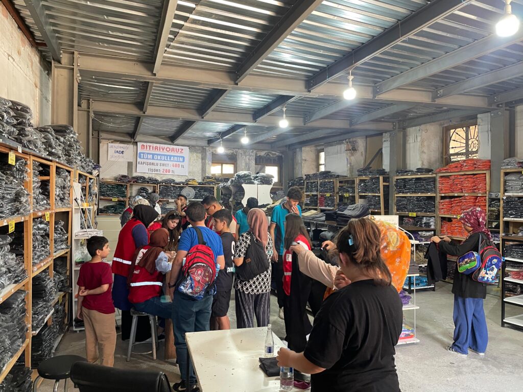 Türk Kızılay Uşak İl Merkezi’nden Eğitimde Fırsat Eşitliği İçin Destek - baa21c6d 801f 4ef8 9f05 7723850a59d1