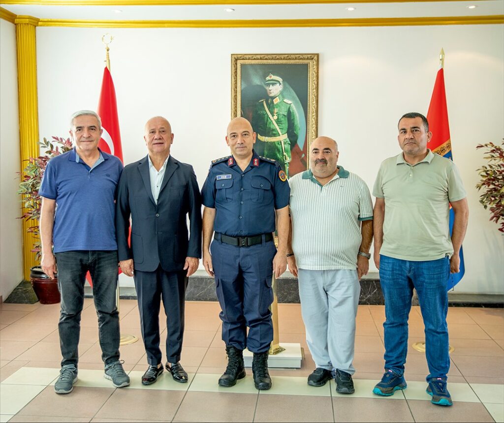 Uşak OSB Yönetiminden Jandarma Albay Özgür Kılıç’a Ziyaret 3 Uşak OSB Yönetiminden Jandarma Albay Özgür Kılıç’a Ziyaret - cef076f5 76ad 43a0 bfa7 860a3e3269ff 1
