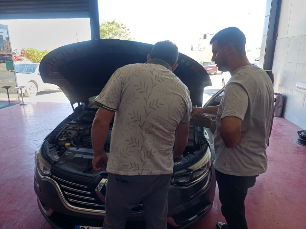 Reno Tek Uşak’ta Yeni Hizmet Noktasında Faaliyetlerine Başladı - 028c657c 7ab2 4aa7 b390 801606cd0b0d