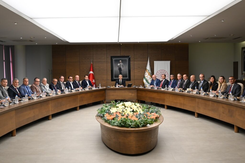 SANTEK Toplantısında Uşak Sanayisinin Geleceği Şekillendi