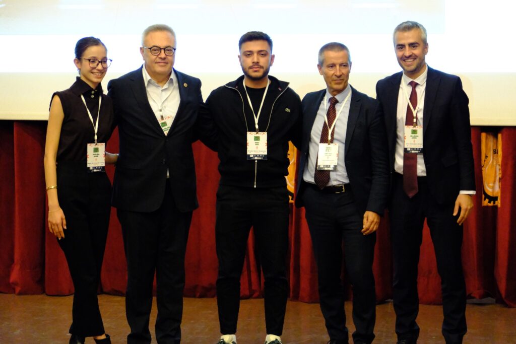 Gençler Yeşilin Yanında: Fransa Destekli Çevre Projesi Uşak’ta Sona Erdi - 572070213 25104661525795239 8171504424876057908 n
