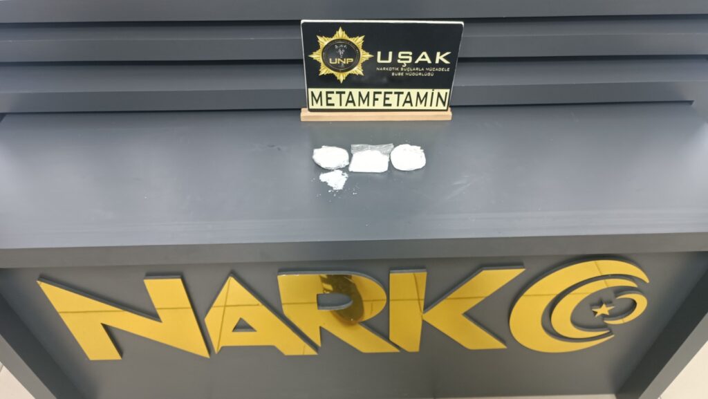 Uyuşturucu Tacirlerine Nefes Aldırılmıyor: 2 Şahıs Cezaevinde! - d8637d3d 9ac9 4e04 98df 9cb6b0cd5242