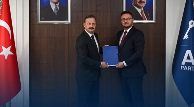 ANAHTAR PARTİ UŞAK İL BAŞKANLIĞINA AVUKAT NURETTİN URHAN ATANDI