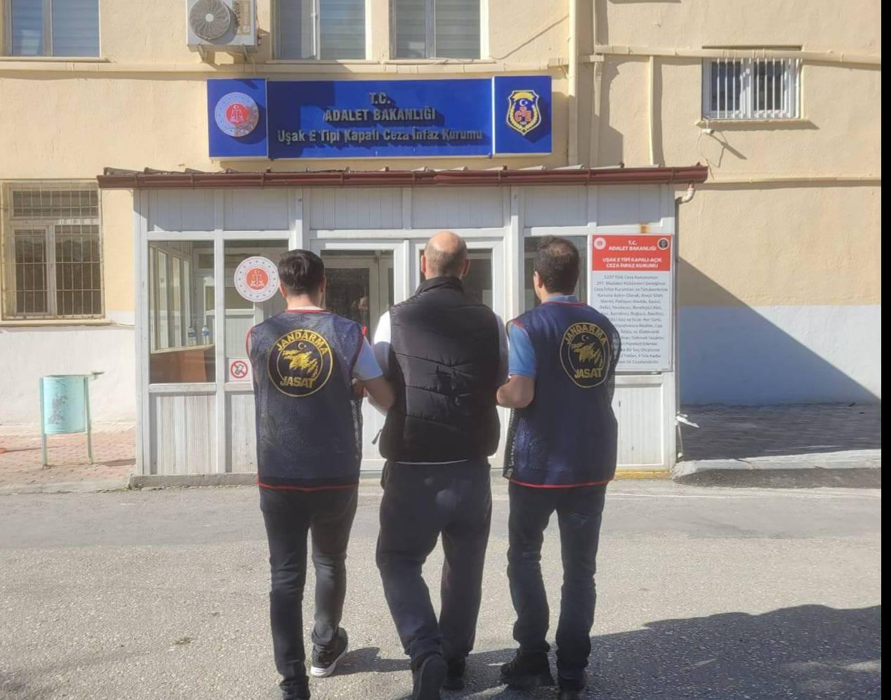 Uşak’ta Jandarmadan Aranan Şahıslara Kıskaç: 15 Günde 51 Yakalama