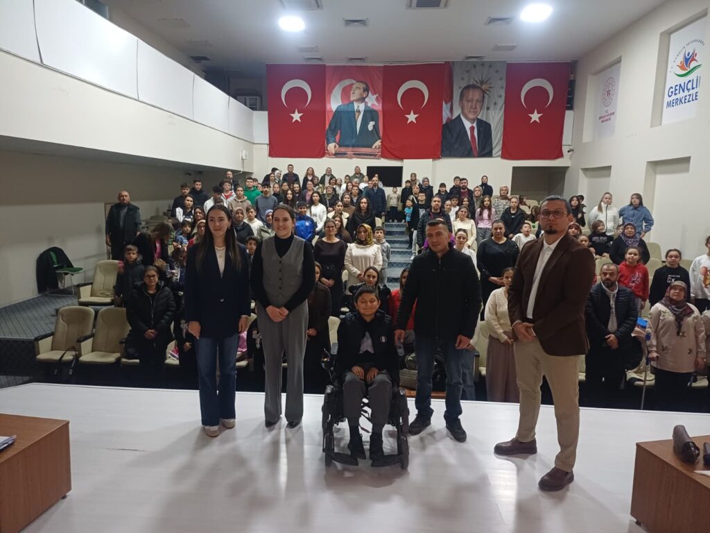 Başarı Baskısından Kaygıya: Çocuklar Ne Taşıyor, Biz Ne Yüklüyoruz? Semineri Gerçekleştirildi