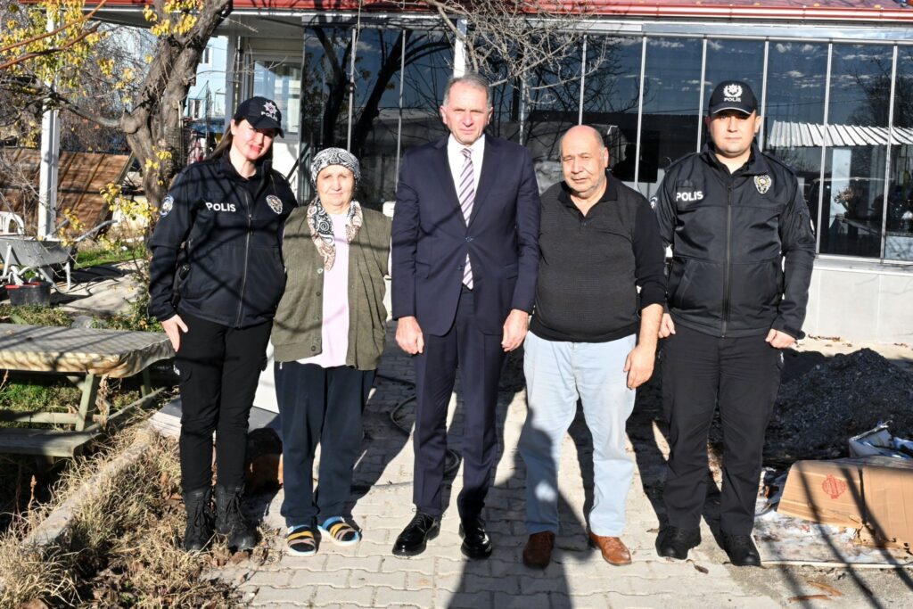 Uşak İl Emniyet Müdürü Taner Çiftçi, Şehit Aileleriyle Bir Araya Geldi - 598013994 1276290207860750 4010534044455720455 n