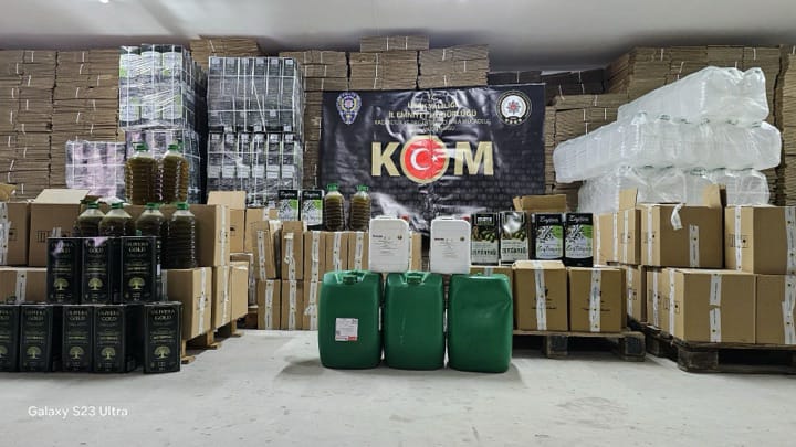 Uşak Emniyet Müdürlüğü’nden Kaçakçılık ve Sahtecilikle Mücadele Operasyonu