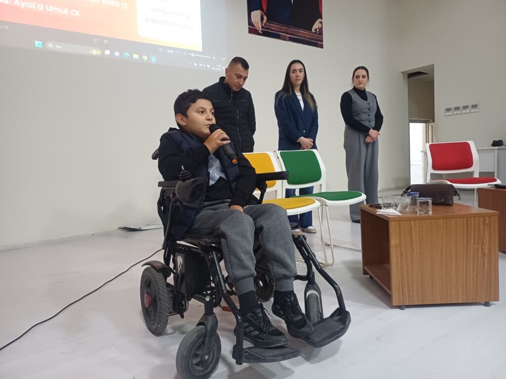 Başarı Baskısından Kaygıya: Çocuklar Ne Taşıyor, Biz Ne Yüklüyoruz? Semineri Gerçekleştirildi - 86050106 caaf 4f71 8a45 a3c2e9a1237b 1