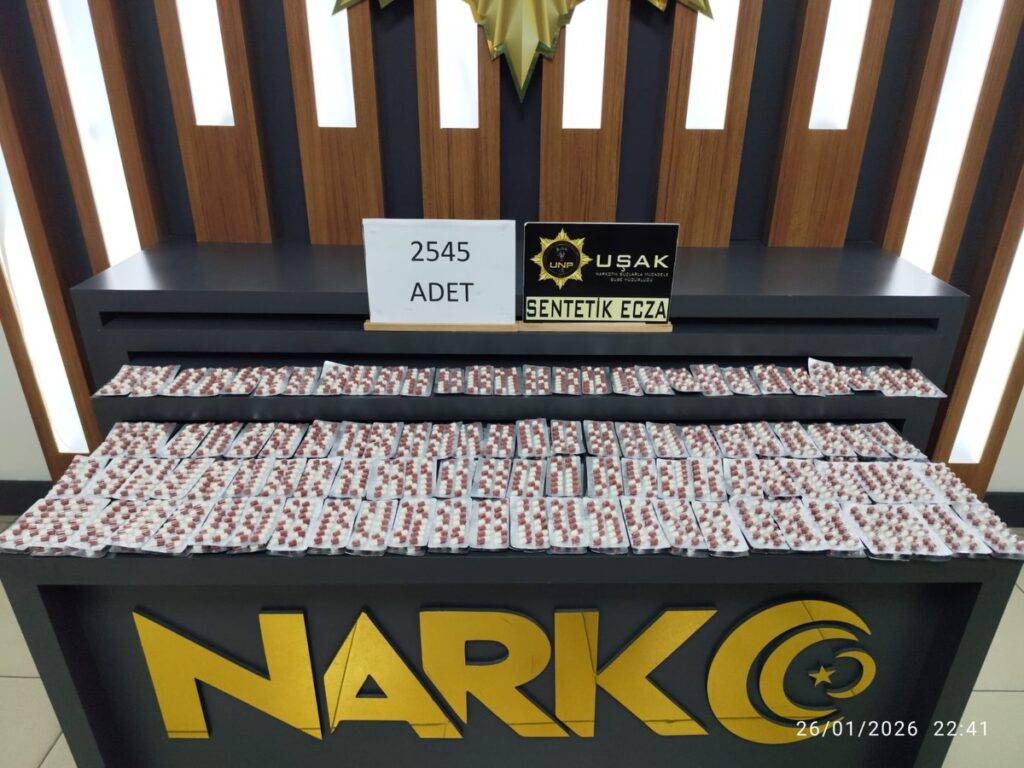 Uşak’ta Narkotik Operasyonları: 5 Bin 924 Adet Sentetik Ecza Ele Geçirildi, 6 Şüpheli Tutuklandı - 624845203 17898802245381121 2454256749436257809 n