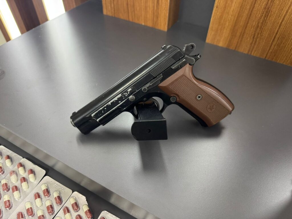 Uşak Emniyet Müdürlüğünden Uyuşturucuya Darbe: 3 Operasyonda 5 Tutuklama - 41772ee1 4164 46e5 a029 5c061a3d853a