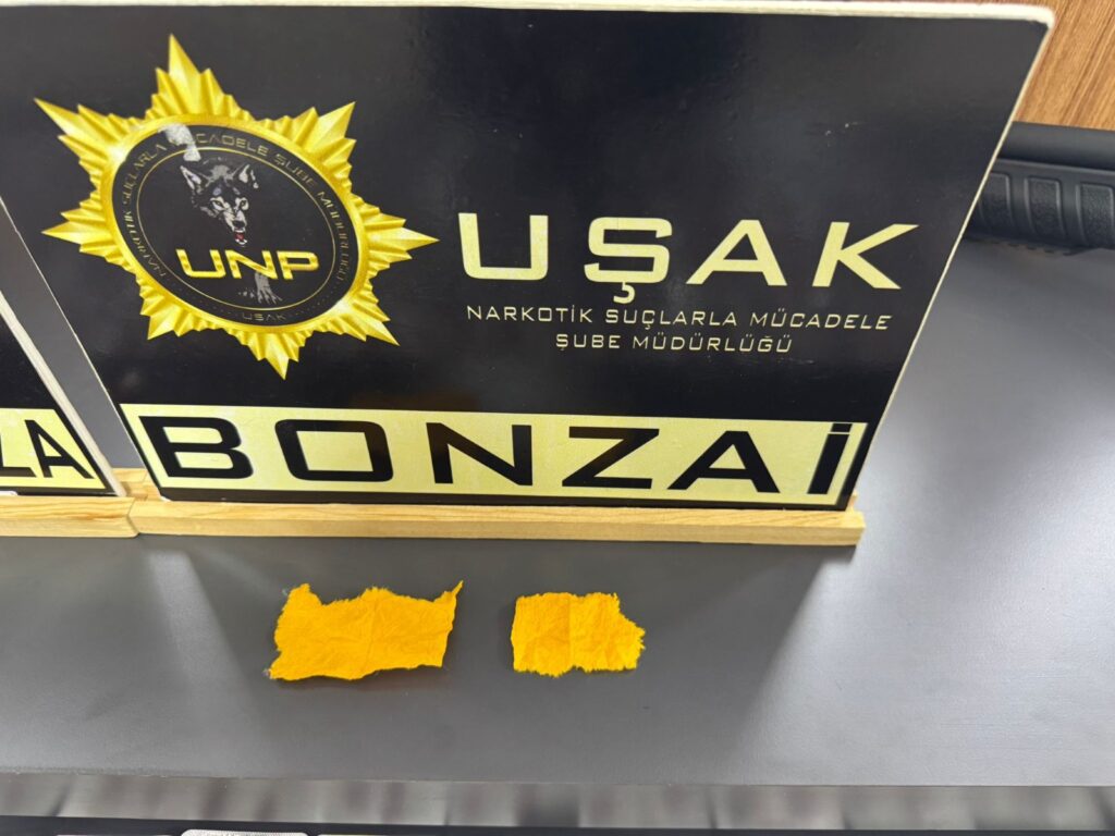 Uşak Emniyet Müdürlüğünden Uyuşturucuya Darbe: 3 Operasyonda 5 Tutuklama - 5729cc5f 1b8b 4a4d b4a0 67859e125e90