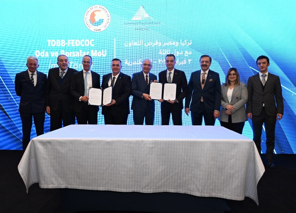 UTSO Başkanı Kandemir, Türkiye–Mısır İş Birliği Forumunda Uşak’ı Temsil Etti - 624279648 1334554795367153 2759894293347920176 n