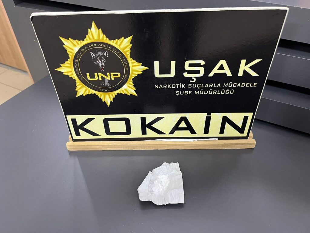 Uşak Emniyet Müdürlüğünden Uyuşturucuya Darbe: 3 Operasyonda 5 Tutuklama - f92f4ec8 e88f 405a b9ce 2c389024bd56