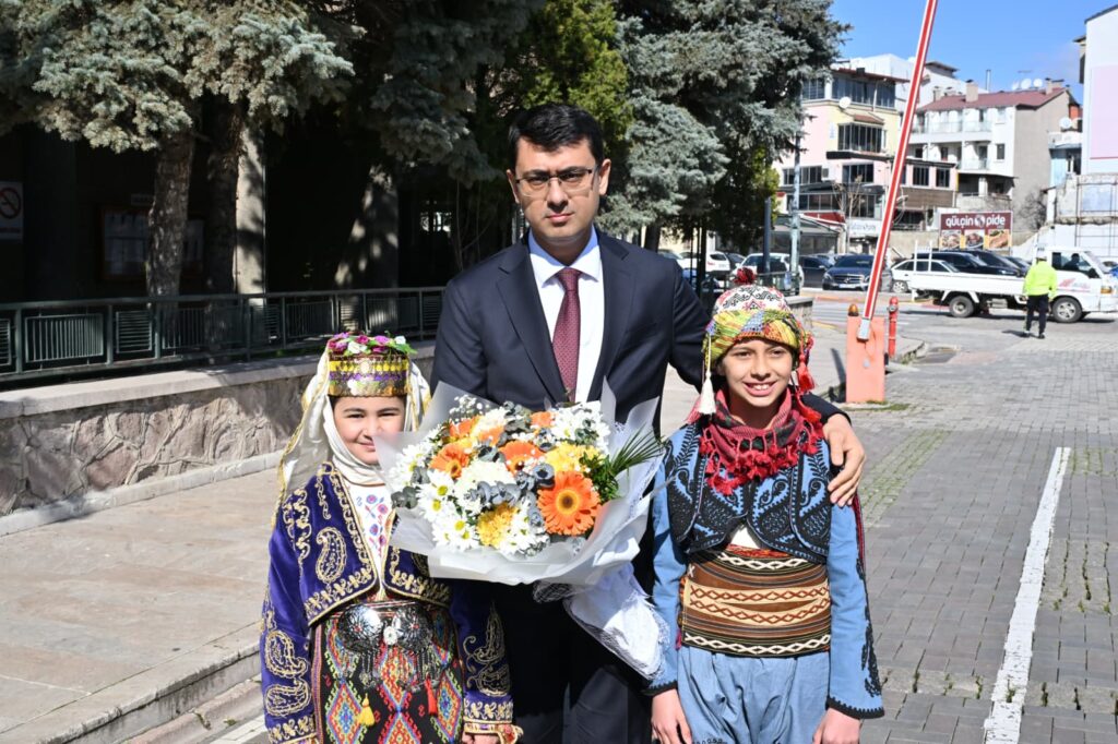 Vali Serdar Kartal Uşak’ta Görevine Başladı - valiserdarkartal 1