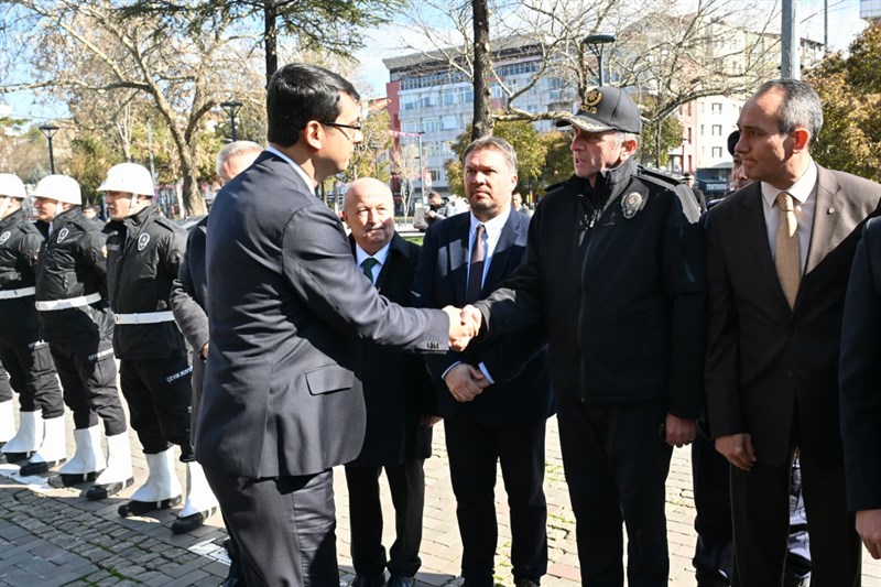 Vali Serdar Kartal Uşak’ta Görevine Başladı - valiserdarkartal 7