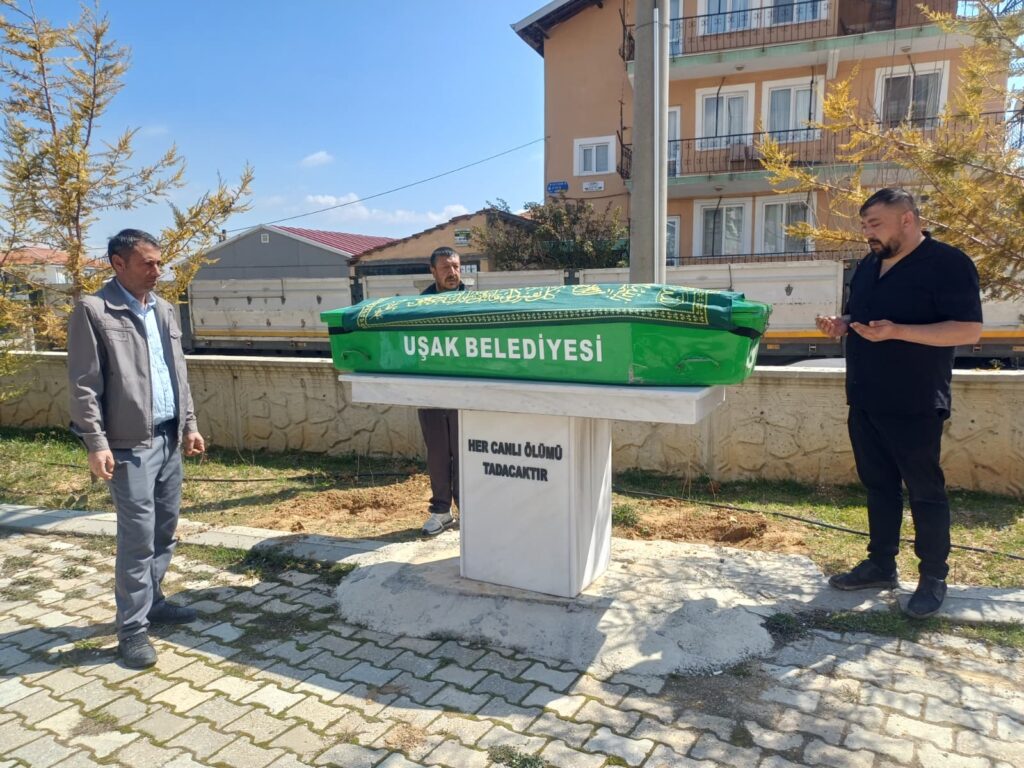 Uşak’ta 24 Yaşındaki Genç Hayatını Kaybetti: Olayın Şüphelisi Tutuklandı - 0c8b629c 8308 468a 8631 034d30834716