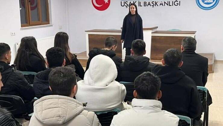 Ülkü Ocakları Uşak İl Başkanlığında Bahar Dönemi Eğitim Seminerleri Devam Ediyor