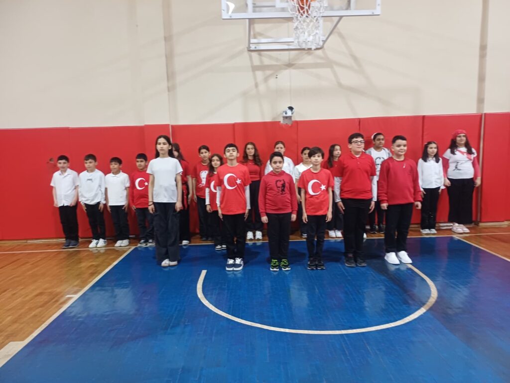 UŞAK’TA 23 NİSAN COŞKUSU: TÜPRAG ANADOLU İMAM HATİP ORTAOKULU’NDA ANLAMLI KUTLAMA - 128e7b3e f9ae 4ec4 883c 68f840d6900e