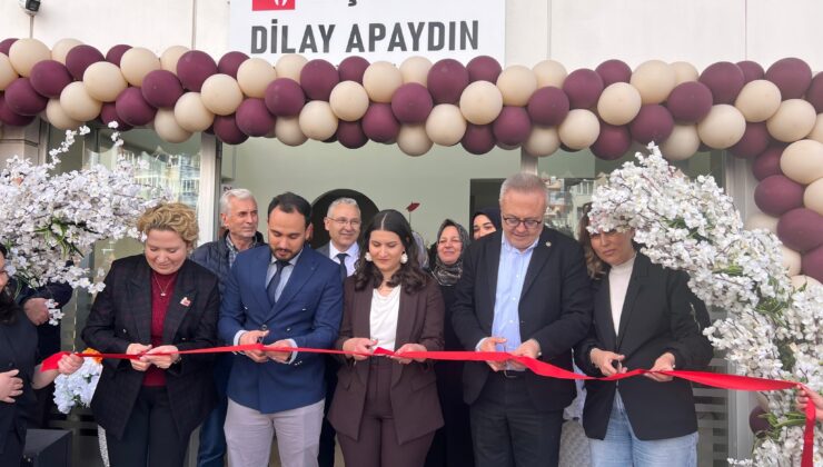 Uşak’ta Sağlık Yatırımlarına Bir Yenisi Daha: Dilay Apaydın Diş Kliniği Hizmete Açıldı