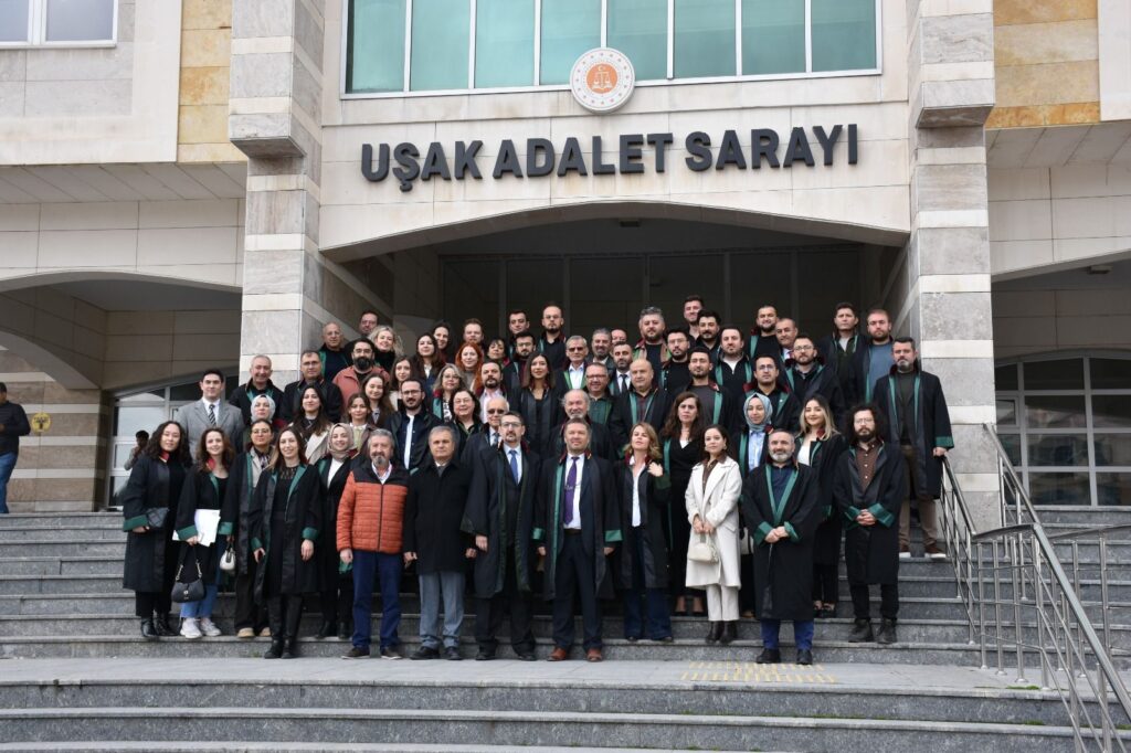 Uşak Barosu’ndan 5 Nisan Avukatlar Günü Mesajı: “Savunma Hakkı, Hukuk Devletinin Temel Güvencesidir” - 419bd74d 5161 4760 a82d 360c8cd541e6