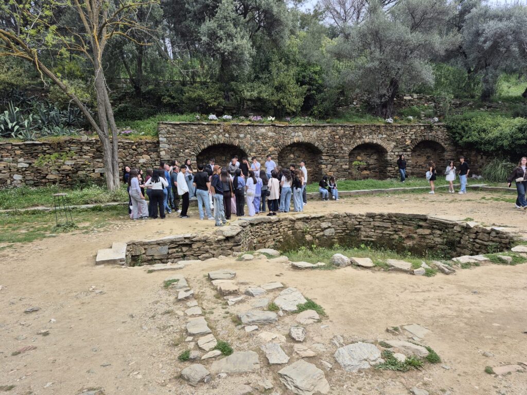 Uşak Lisesi Öğrencileri İzmir’de Tarih, Doğa ve Üniversite Deneyimiyle Buluştu - 633bd50d ac11 4ba7 a2c7 7027875e3791
