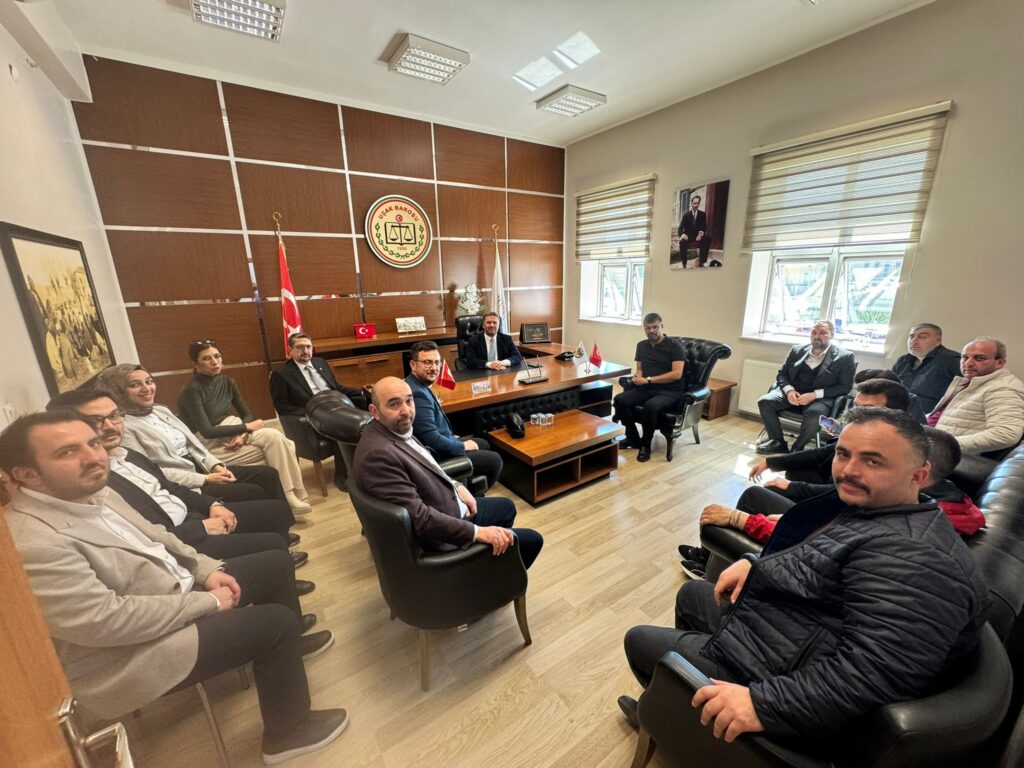 Anahtar Parti Uşak Teşkilatı’ndan 5 Nisan Avukatlar Günü’nde Uşak Barosu’na Anlamlı Ziyaret - 6431d58c 0a88 4fb9 9d1e 148ce6ee513b