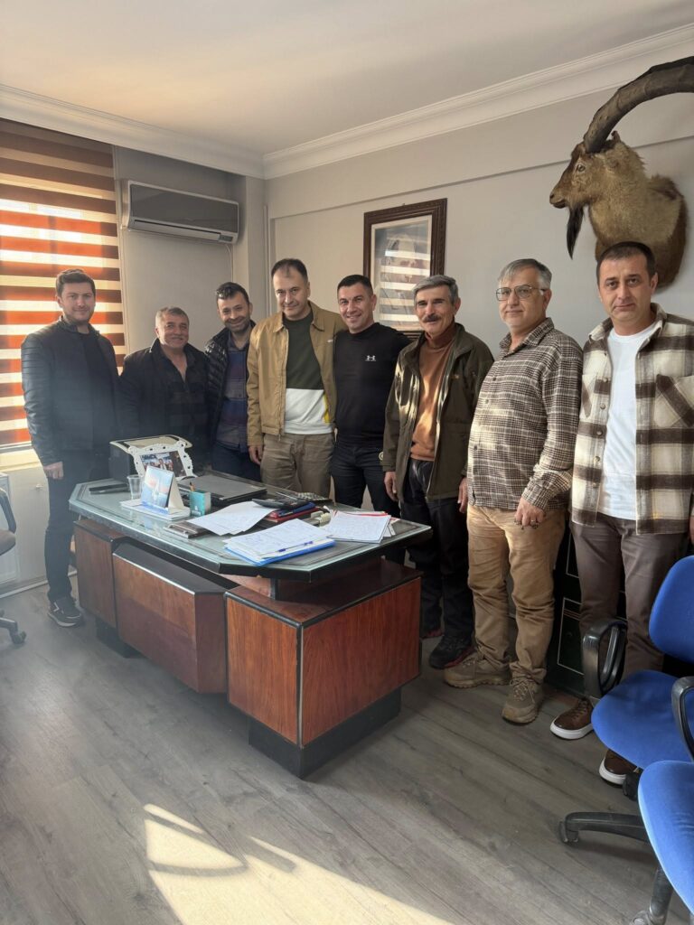 Uşak Merkez Avcılar Derneği’nde Görev Değişimi Gerçekleşti - 665065102 1264599672480638 1278561938323533665 n 1