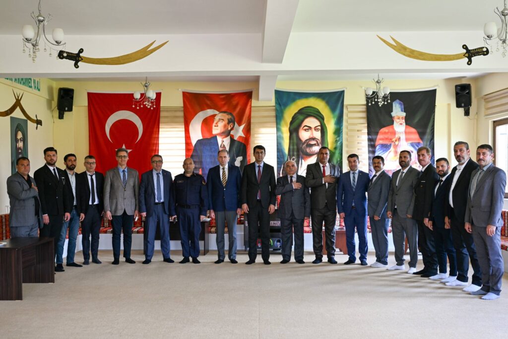 Uşak’ta Toplumsal Birlik Vurgusu: Vali Serdar Kartal’dan Cemevi Ziyareti - 674339448 1271043501866516 202066434302712681 n