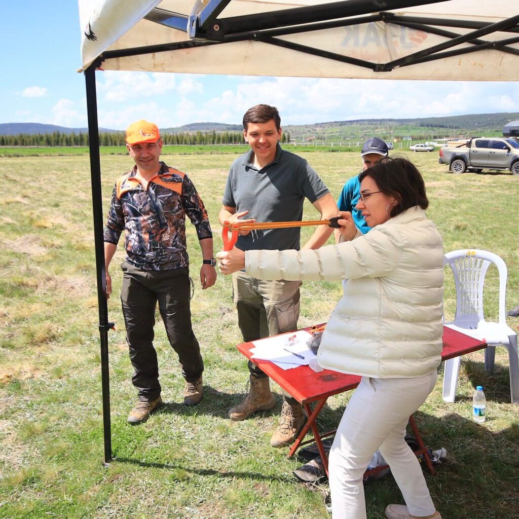 Uşak’ta Geleneksel Mera Yarışması: Sportif Rekabet ve Kurumsal Katılım Bir Arada - 680460353 1279940394279899 1860184491898055988 n