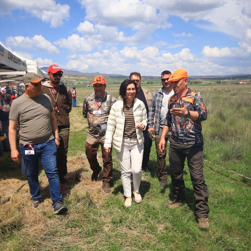 Uşak’ta Geleneksel Mera Yarışması: Sportif Rekabet ve Kurumsal Katılım Bir Arada - 682138147 1279940617613210 5174346625254106003 n