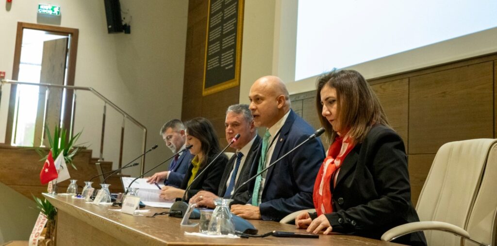 UOSB Yönetim Kurulu Güven Tazeledi - 8b11b33b fdc2 47c3 865f 167e76e77c36