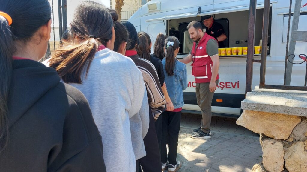 Kızılay’dan Öğrencilere Sıcak Dokunuş - 8b3fac5a d2ee 4c5e b054 5b17d16ae95e