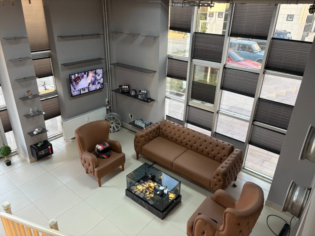 SERMAYESİZ GİRİŞİMCİLİK MODELİNDEN SEKTÖREL YENİLİĞE: UŞAKLI GENÇTEN DİKKAT ÇEKEN BAŞARI HİKÂYESİ - b63b09c7 c374 4536 a6ad d5e2220f991f