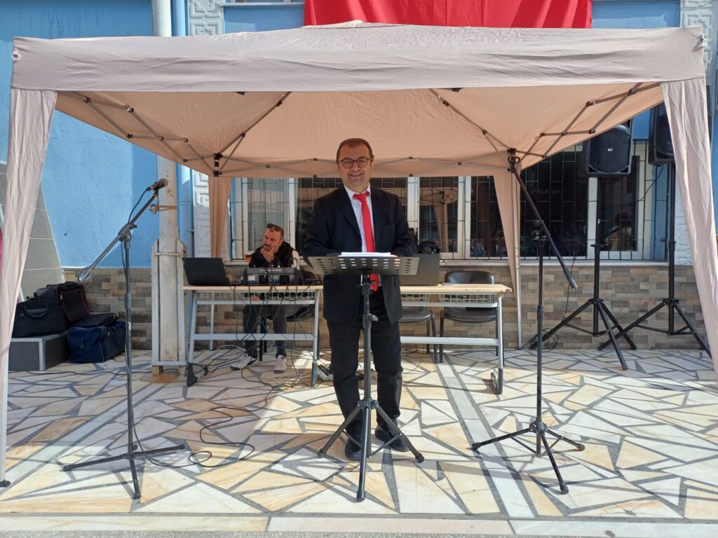 Uşak Aybey İlkokulu’nda 23 Nisan Coşkusu: Geleceğin Teminatı Çocuklar Bayramlarını Gururla Kutladı - bfb05fc2 c07f 48a7 983f 13114781ac39