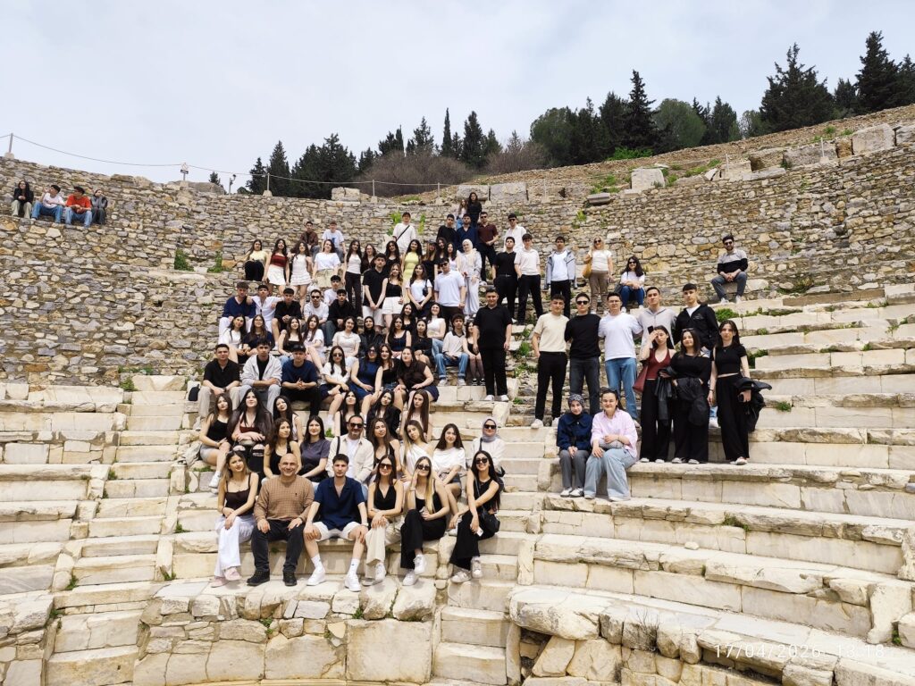 Uşak Lisesi Öğrencileri İzmir’de Tarih, Doğa ve Üniversite Deneyimiyle Buluştu - d0a4d9fd 2831 4b2b 8b82 b599edac8257