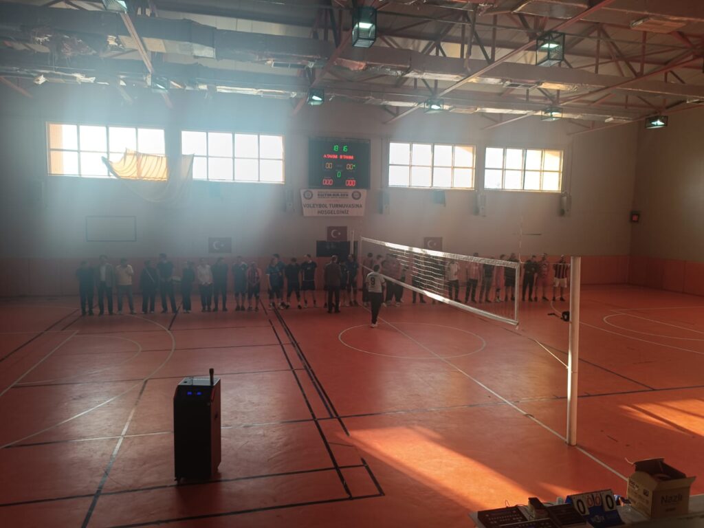 Eğitim Bir-Sen Uşak Şubesi Voleybol Turnuvası Başladı - feb80d6e 4809 4240 8de9 46a99bbc8f75
