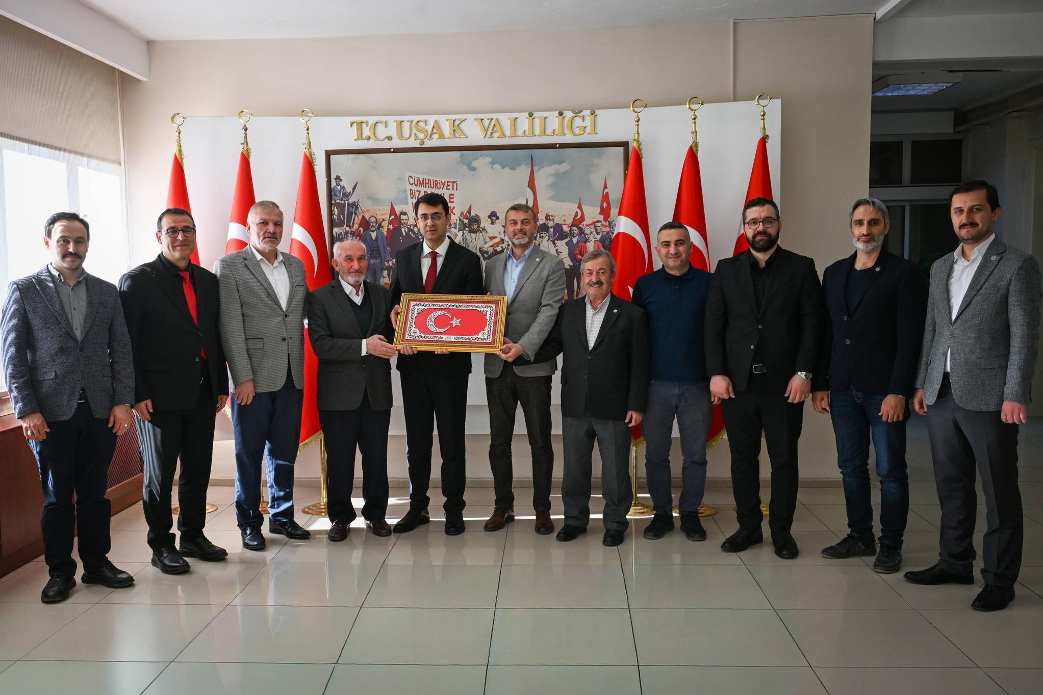 Uşak Memur-Sen Yönetimi’nden Vali Ziyareti