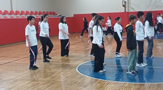 UŞAK’TA 23 NİSAN COŞKUSU: TÜPRAG ANADOLU İMAM HATİP ORTAOKULU’NDA ANLAMLI KUTLAMA