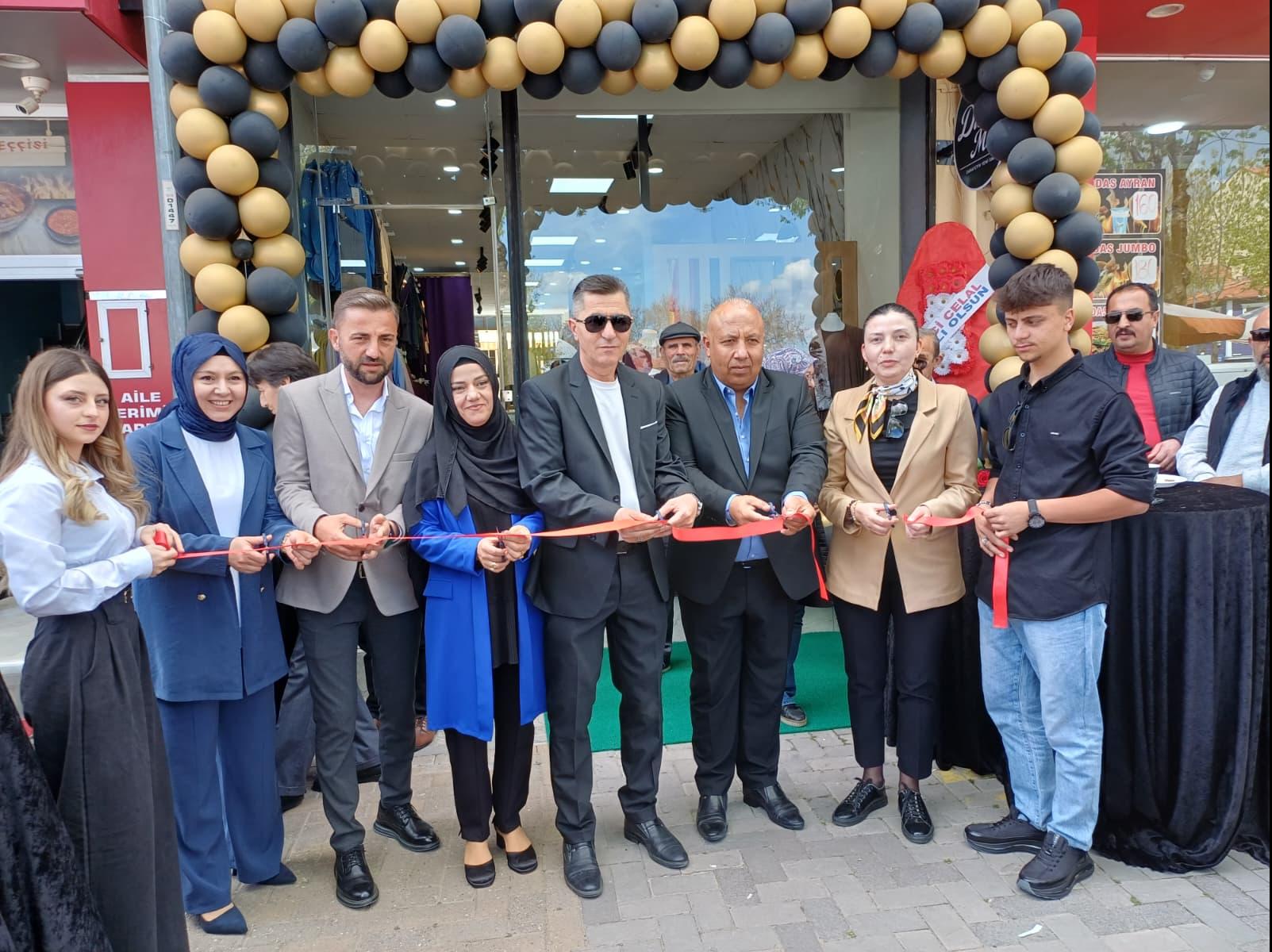 Uşak’ta Yeni Bir Girişim: Diva Moda Evi Görkemli Törenle Hizmete Açıldı