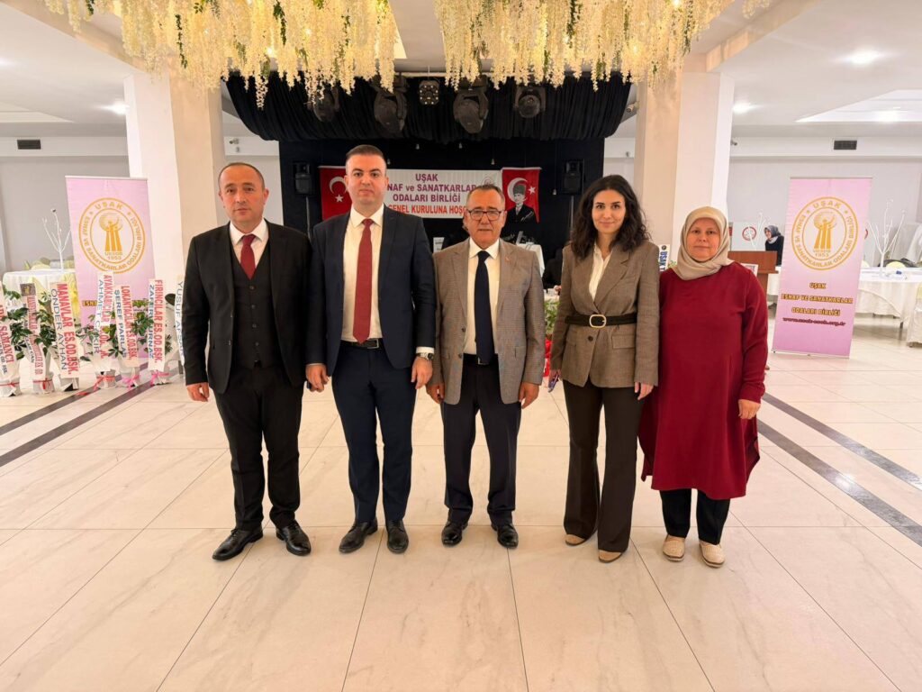 Uşak Esnaf Teşkilatında Güven Tazeleme: Atalay Savaş Yeniden Başkan - 686963516 1407919808033195 6295875904425145230 n