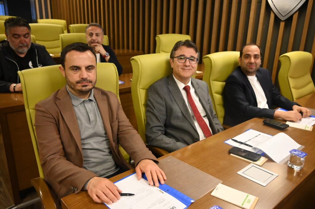 Uşak Ticaret ve Sanayi Odası Mayıs Meclis Toplantısında Ekonomik Dönüşüm ve Finansmana Erişim Vurgusu - 698719955 1420685903420708 1709679071593745343 n