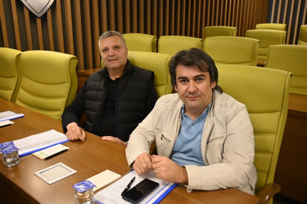 Uşak Ticaret ve Sanayi Odası Mayıs Meclis Toplantısında Ekonomik Dönüşüm ve Finansmana Erişim Vurgusu - 699906149 1420685890087376 1756967342430552630 n