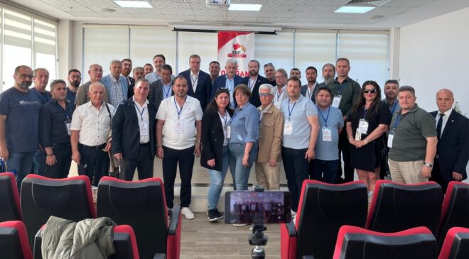 Ege Gazeteciler Federasyonu’da görev dağılımı