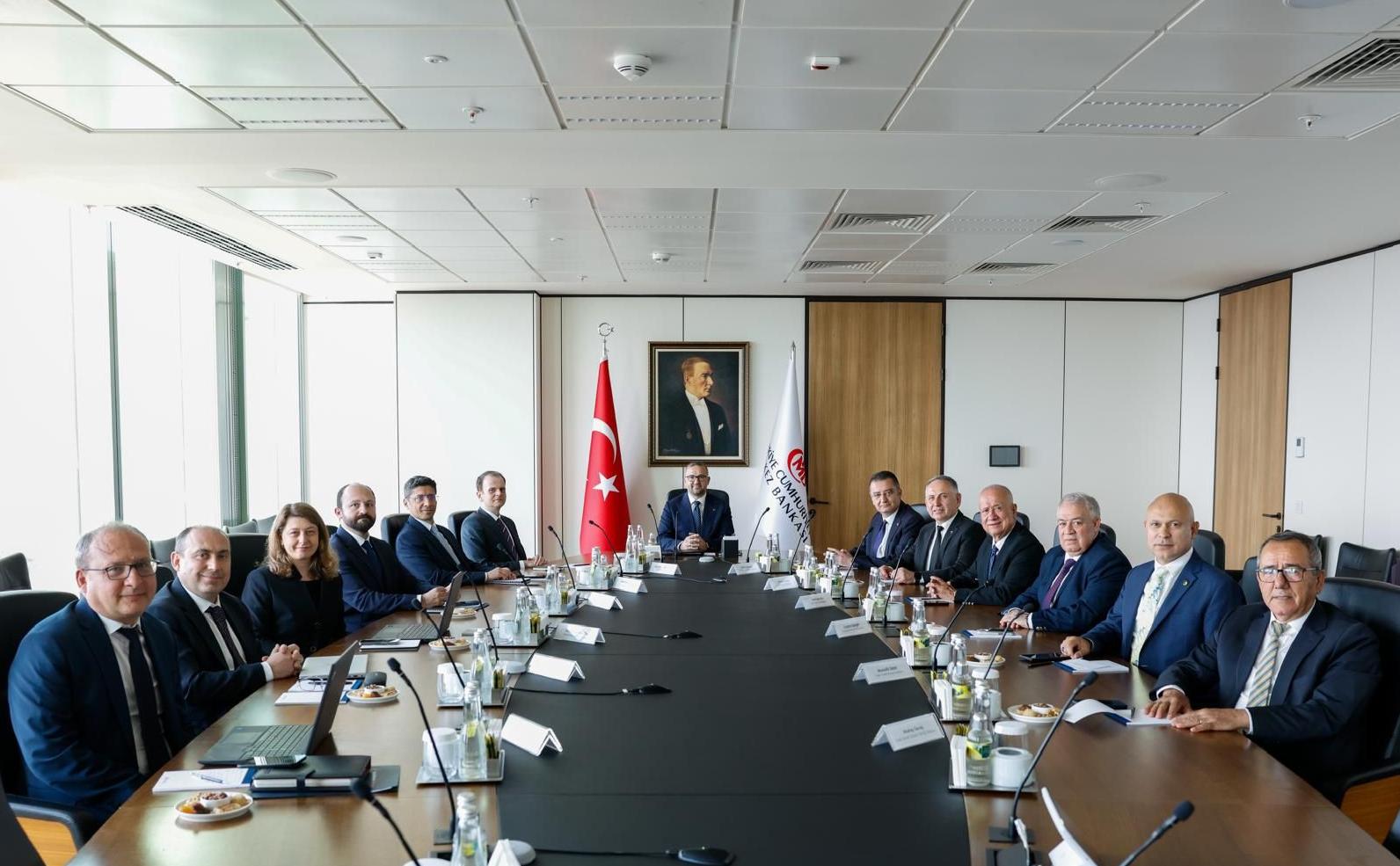Uşak Heyetinden Merkez Bankası Başkanı Dr. Fatih Karahan’a Ziyaret